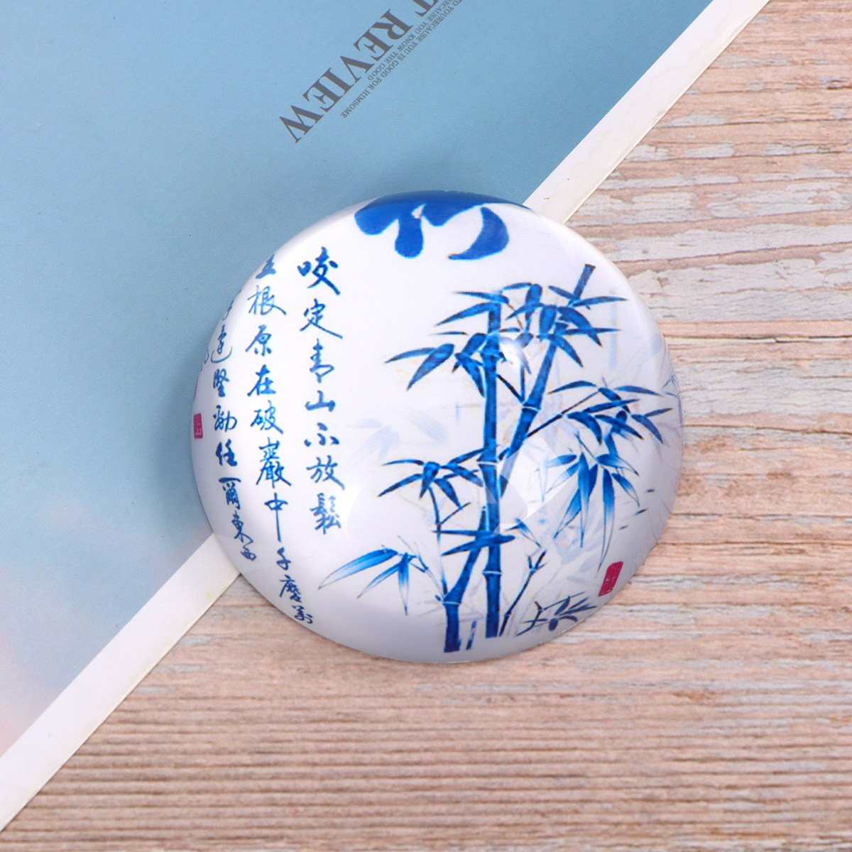 Paper Weight Crystal - ทับกระดาษคริสตัลทรงครึ่งวงกลม ทำจากแก้วและเหล็ก ขนาด 70 มม. ของตกแต่งโต๊ะทำงานที่หรูหรา